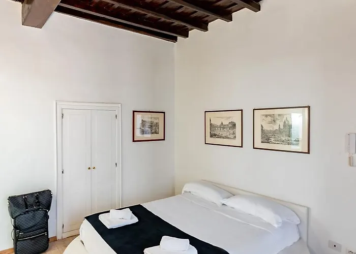 דירה P-suite Plaza